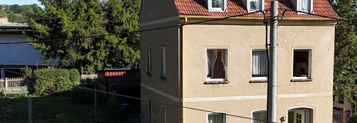 Sanierungsbedürftiges EFH in grüner Lage