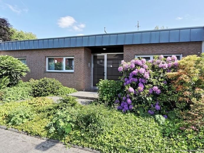 ARCHITEKTEN-BUNGALOW ... EBENERDIGER FREIRAUM ... GROSSZÜGIG ... HOMEOFFICE ... FÜR JEDE LEBENSPHASE – Foto 1