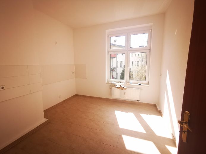 Sehr schöne helle 4-Zimmer-Wohnung unweit des Schellheimer Platzes – Küche