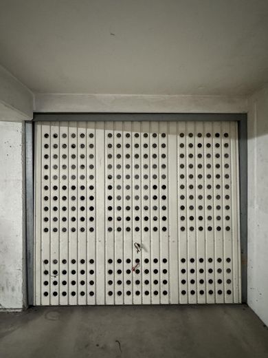 Absperrbares Tiefgaragentor