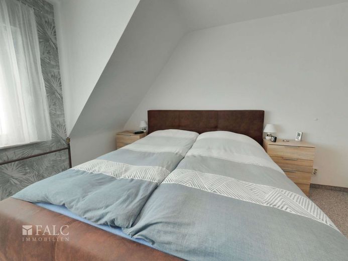 Hochwertige und sehr gepflegte DHH in Kölleda – Schlafzimmer