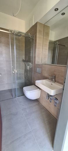 1-Zimmer-Wohnung direkt am S- u. U-Bhf Neukölln – Foto 2