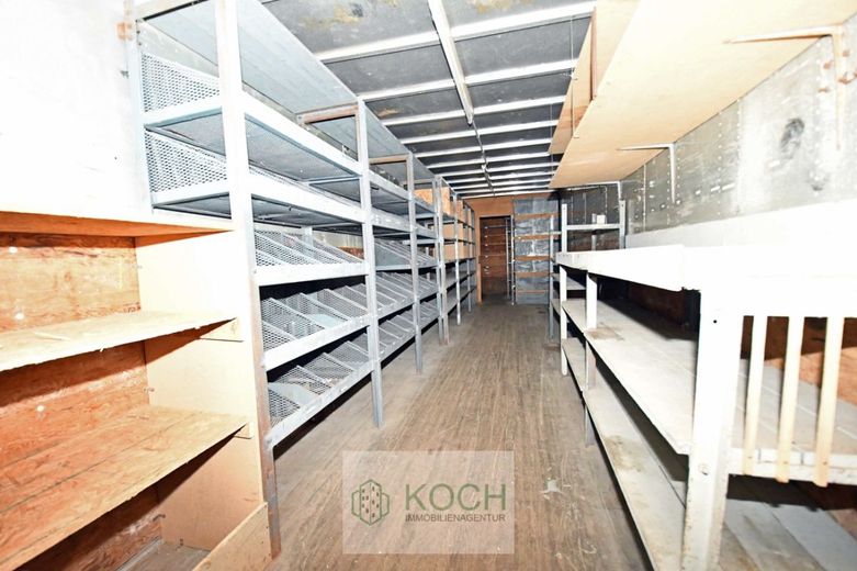 Gewerbefläche (Werkstatt/Büro/Lager) in zentraler Lage (Elbinger Platz) – Container-von-innen