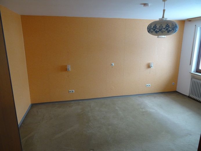 Helle 3,5 Zimmer Wohnung 1. OG mit Balkon, Stellplatz, Garten in 72348 Rosenfeld Heiligenzimmern ab sofort zu vermieten – Foto 13