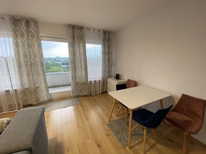 1 monolocale (arredato) in ottima posizione / incluse tutte le spese accessorie e il Wi-Fi – Wohnzimmer
