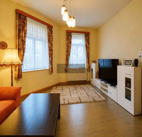 Mehrfamilienhaus mit Gewerbeeinheit in zentraler Lage von Falkenstein – Bild 3
