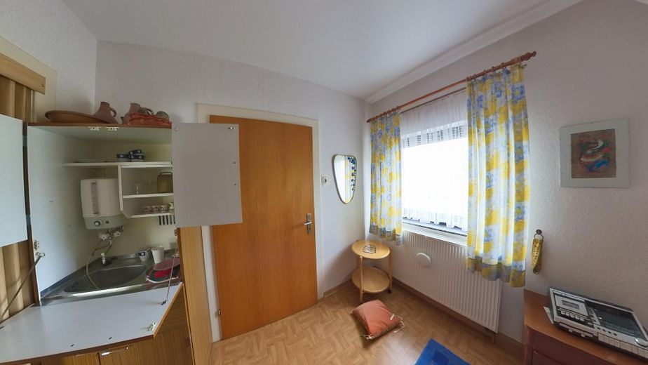 Zimmer 1 OG