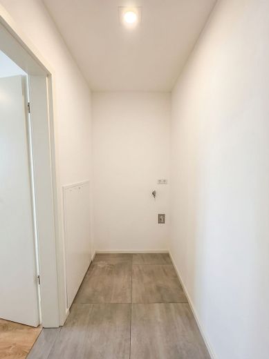 First occupancy! New, bright, barrier-free 3-room ground-floor apartment with garden in a central location in Jockgrim – Hauswirtschafts-, Abstellraum