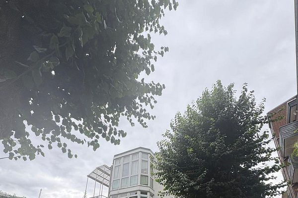 Keulen, nabij de Rijn en het Maritim Hotel