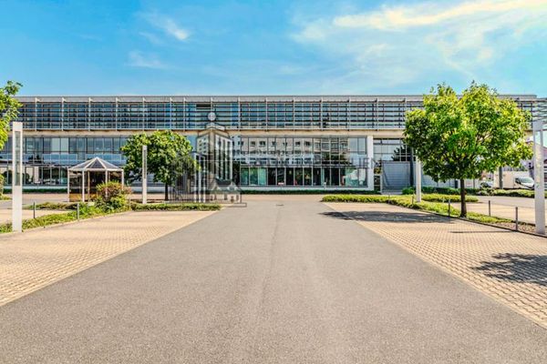ATIK: Wybitna architektura x Reprezentacyjne powierzchnie biurowe i szkoleniowe – bez prowizji
