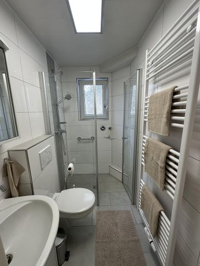 Hochwertig Möbliertes 2 Zi. Apartment Heilbronn – Bad