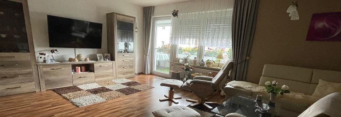 Piso cuidado de 3 habitaciones en planta baja con balcón en Osnabrück-Lüstringen