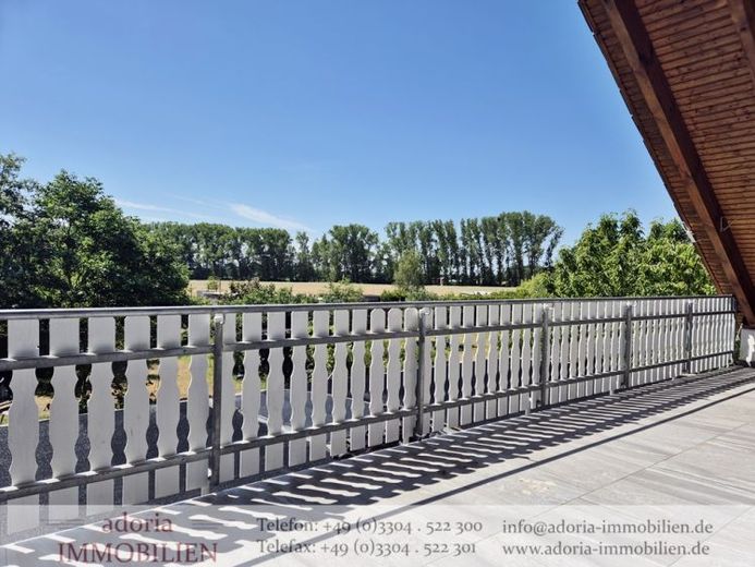 * Balkonlu ve doğaya muhteşem manzaralı büyük 3 odalı daire * hemen * Bötzow * – Foto 1