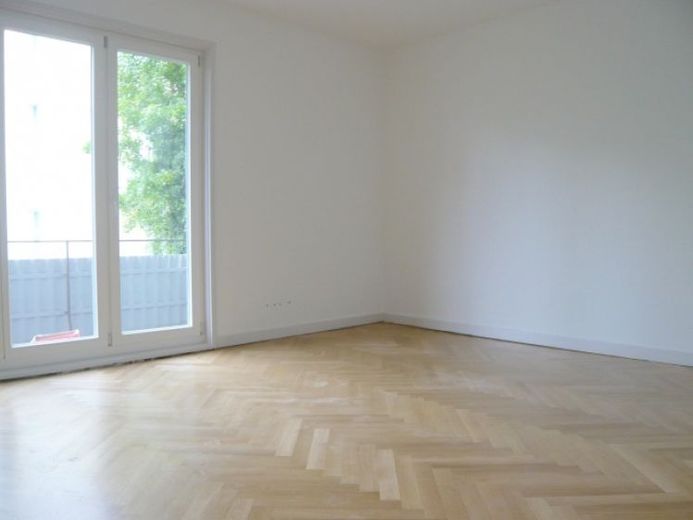 Wohnen im Westend:
Exclusive 6 Zimmer Wohnung mit Südbalkon, fußläufig zur Messe und der Alten Oper – Foto 1