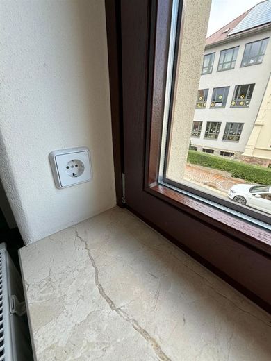 Großzügiges 8-Zimmer EFH mit wunderschönem Garten, Kamin und Einliegerwohnung – Steckdose für Schwibbogen