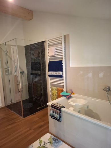 Masterbad mit Dusche