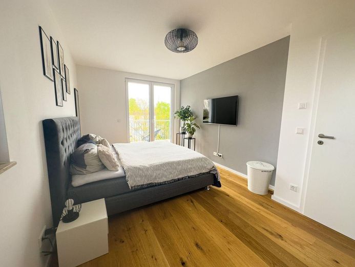 Liebevoll eingerichtete fantastische Wohnung – Foto 4