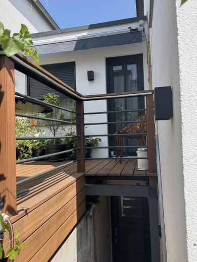 Hochwertiges Einfamilienhaus mit exklusivem Wohnkomfort und zukunftssicherer Energieeffizienz – Foto 3