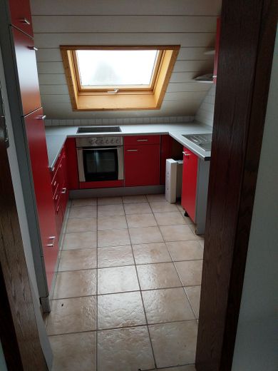 2 Familienhaus - Kernstadt und Ruhig, Bj. 1991, 900m² Grundstück – Küche Dachgeschoss