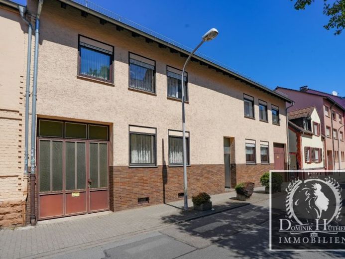 Wohnhaus mit Werkstatt, Lagerflächen, Innenhof und vielseitigem Nutzungspotenzial in Friesenheim – Foto 1
