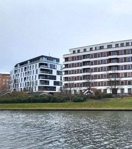 4 Zimmer Wohnung mit direktem Spreeblick und Weitblick über die Stadt – die schönen Häuser 
