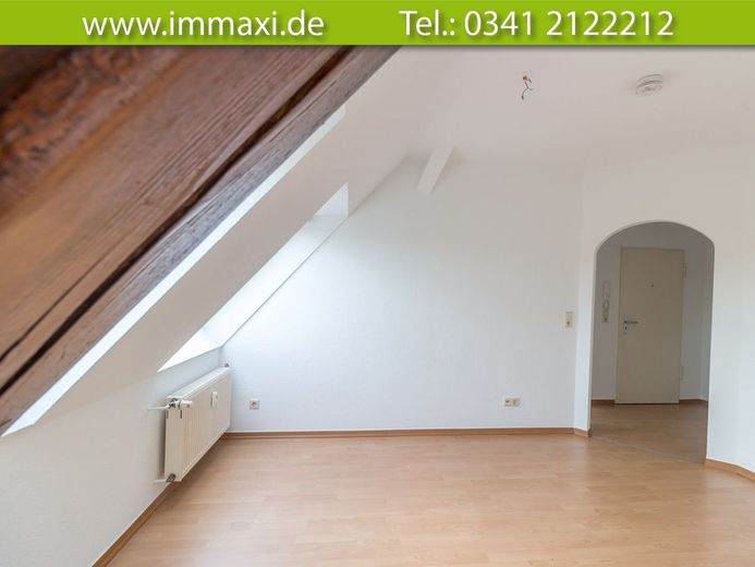 EUTRITZSCH + 2 RAUM DACHGESCHOSS WOHNUNG + FREI AB 01.08.2026 – Wohnzimmer Beispiel Referenzwohnung
