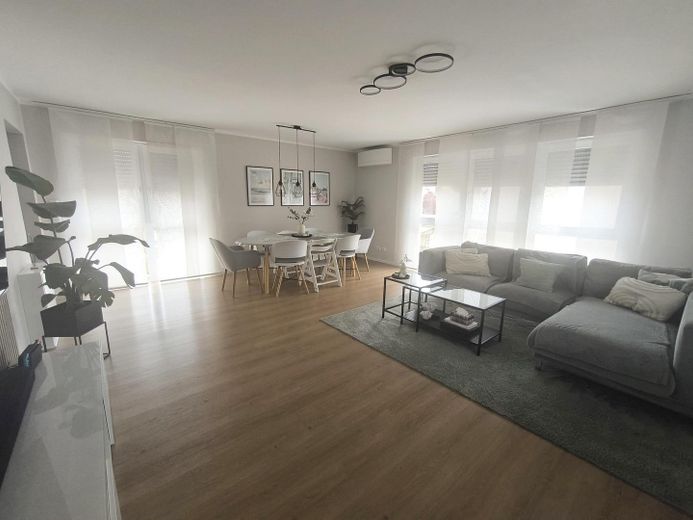 Apartamento de 4 habitaciones – tranquilo y céntrico en Rüsselsheim am Main – Photo 10