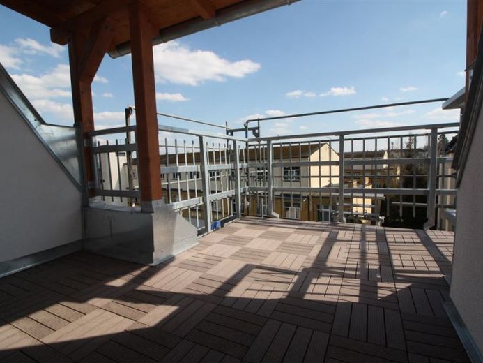 ++ Attraktive Dachwohnung mit Dachterrasse im Westend ++ – Foto 1