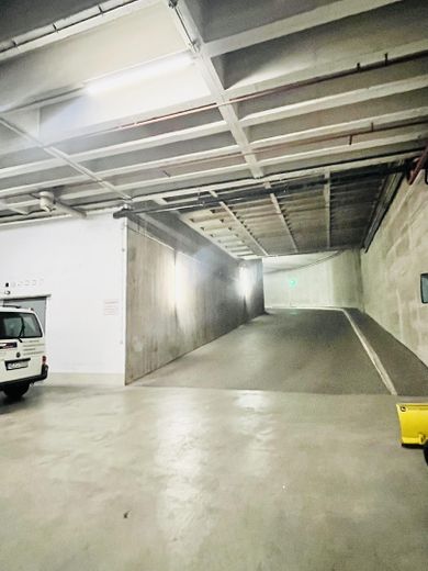 Erbpacht! Von Privat! Ohne Provision! Möbliertes Apartment m. Balkon inkl. TG-Platz, ab sofort – Hell und großzügig
