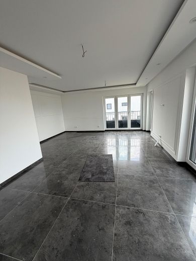 Großzügige 5-Zimmer-Neubauwohnung mit Einbauküche, Balkon und Stellplatz in Rodenbach – Foto 2