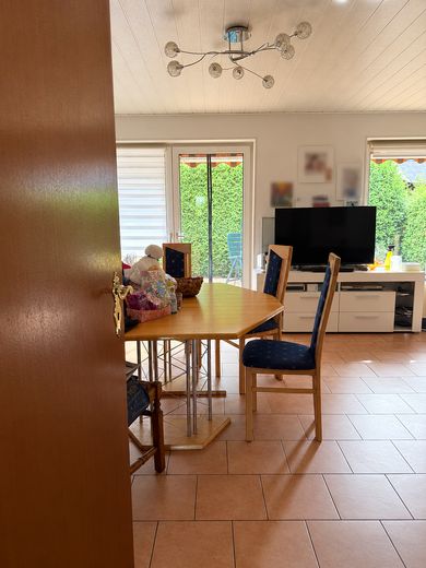 Bungalow con piscina e tanto comfort – Foto 6