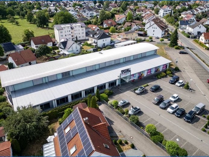 Gewerbefläche für Arztpraxen oder großes Büro für viele Dienstleistungssparten möglich in Salem! – Foto 1
