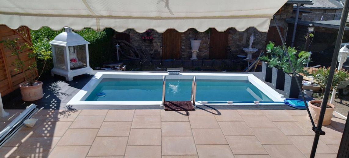 Massive Doppelhaushälfte in 15562 PROVISIONSFREI – Pool