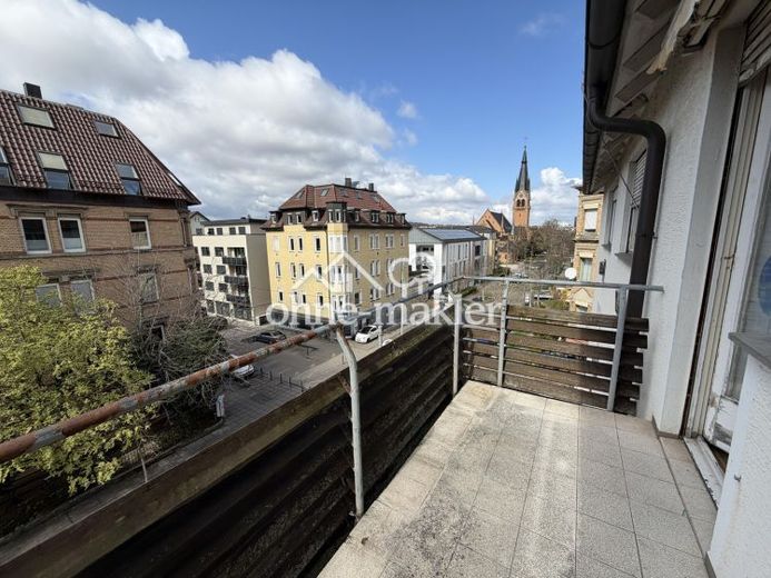 Frisch komplettsanierte 4-Zimmer-Wohnung mit Einbauküche & Balkon in Stuttgart-Bad Cannstatt – फोटो 1