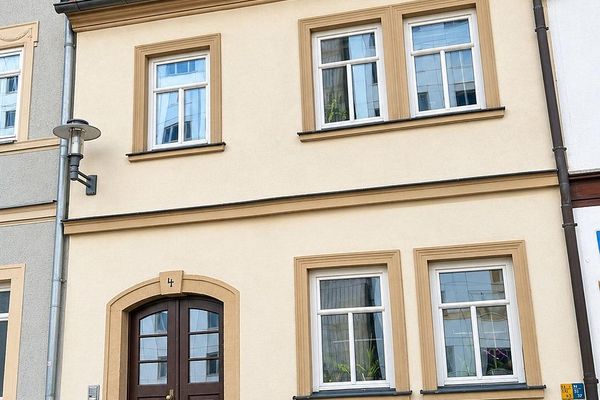 شقة من غرفتين في مبنى قديم مع حديقة خاصة وتراس، مطبخ مجهز، مناسبة للسكن المشترك – مدينة فايمار القديمة
