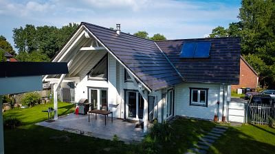 TRAUMHAFTER FLAIR MIT GALERIE UND TRAUM EBK – 1722880740_adadbe.jpg