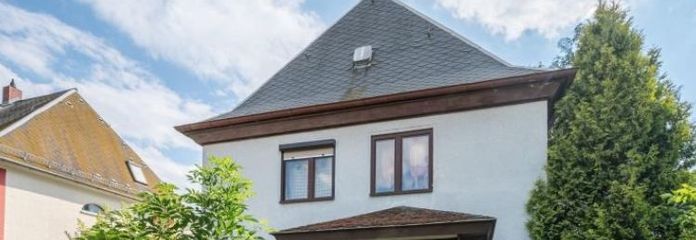 Einfamilienhaus in Chemnitz-Bernsdorf mit Garten & Garage