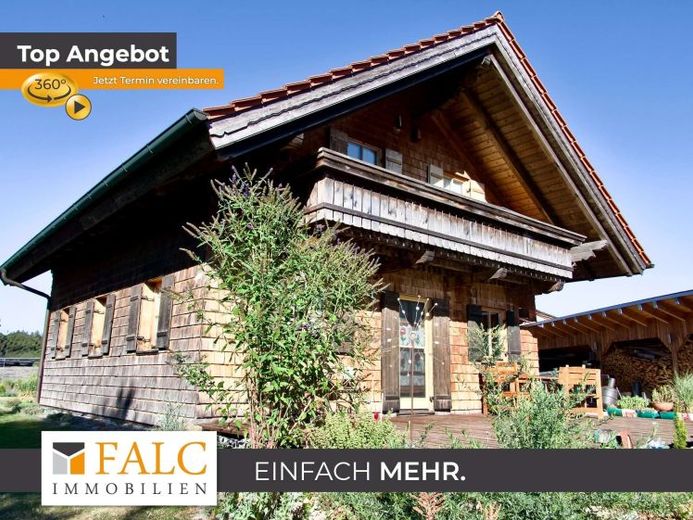 Più semplicemente: casa ecologica in legno massiccio naturale, cucina componibile, impianto fotovoltaico, solare termico, garage-officina ecc. – Foto 1