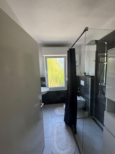 Helle 3-Zimmer-Wohnung (73 m²) direkt am Kurpark in Bad Neuenahr – Foto 9