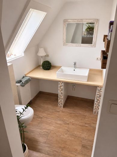 #Maison individuelle ou bifamiliale de 160 m² + potentiel de construction supplémentaire – Bad OG WC