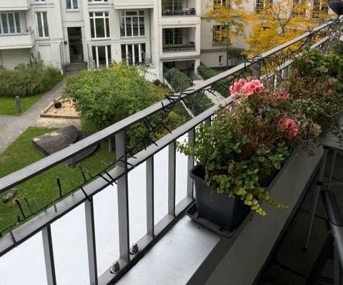 ruhige 4 Zi.-Whg mit Südloggia zum grünen Innenhof in Berlin Mitte – provisionsfrei