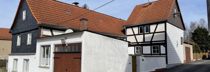 1 family house with extension and outbuildings + garage
