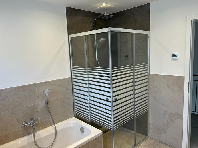 Dusche / Badewanne