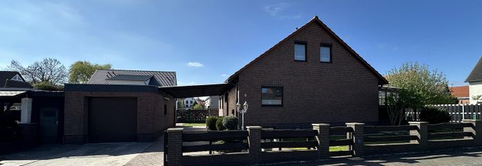 Schönes, gepflegtes Einfamilienhaus in Wolfsburg – Hausansicht front