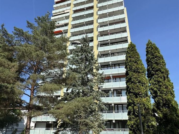 CO-City ** wirklich über den Dächern von CO ** EBK ** neu renoviert – Foto 1