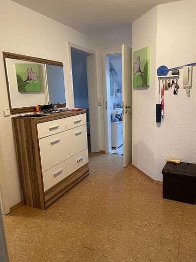 Zwei Zimmer Dachgeschosswohnung in Remseck Ortsteil Aldingen – Flur