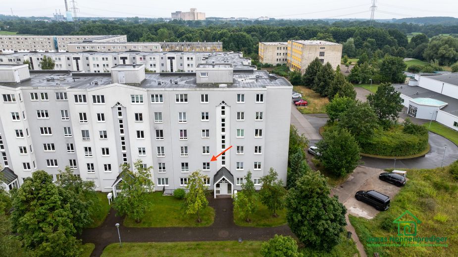 Dwupokojowe mieszkanie własnościowe z miejscem w garażu jako inwestycja kapitałowa – bez prowizji dla kupującego – Zdjęcie 1