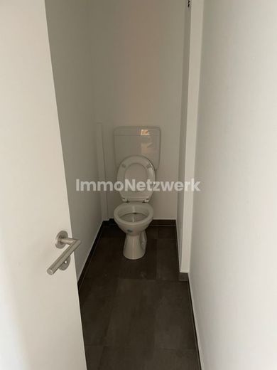 TOPRENDITE***Anlageobjekt mit 7 Wohnungen &amp; 3 Garagen***TOPANGEBOT – FW9, DG_00005