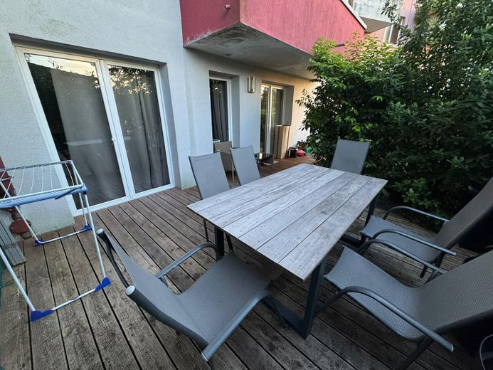 Vermietung einer 2 Zimmer-Wohnung in der St.-Georgen-Straße 1. 75175 Pforzheim – Terasse