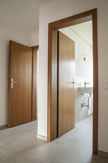 Erstbezug nach Sanierung: Helle 97 m² Wohnung mit Südbalkon, Garten, Kellerraum und Garage – फोटो 7